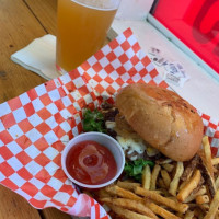 Red's Burger House