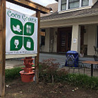 212 Cafe And Wellness Center