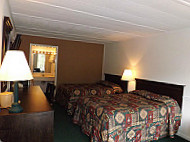 Parkway Inn