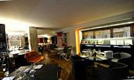 One Apple Concept Bar Restaurant