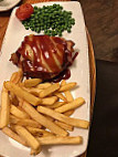 Hunters Lodge