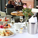 Circle Bar and Dining